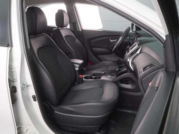 Hyundai ix35 I с пробегом 2012 года, цена 1 199 000 рублей, 192031 км, внедорожник, Автокод Объявления