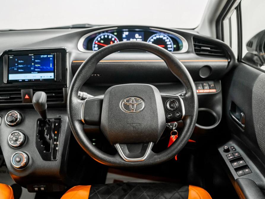Toyota Sienta II Рестайлинг Красноярск  - изображение 10