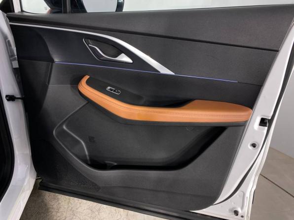 Omoda C5 I с пробегом 2022 года, цена 1 449 000 рублей, 113000 км, внедорожник, Автокод Объявления