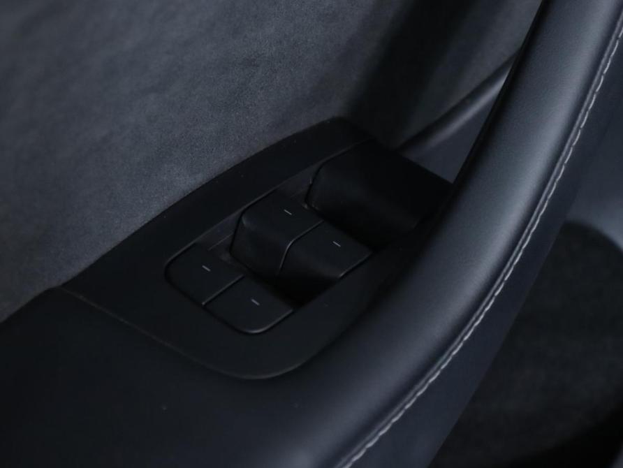 Tesla Model Y I Санкт-Петербург  - изображение 15