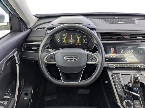 Geely Atlas Pro с пробегом 2023 года, цена 2 350 000 рублей, 24144 км, внедорожник, Автокод Объявления
