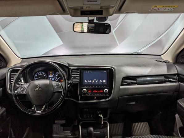 Mitsubishi Outlander III Рестайлинг 3 с пробегом 2022 года, цена 2 295 000 рублей, 101067 км, внедорожник, Автокод Объявления