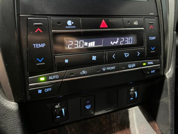 Toyota Camry VII (XV50) Рестайлинг с пробегом 2015 года, цена 1 710 000 рублей, 197100 км, седан, Автокод Объявления