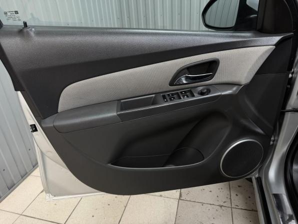 Chevrolet Cruze I с пробегом 2010 года, цена 730 000 рублей, 218130 км, седан, Автокод Объявления