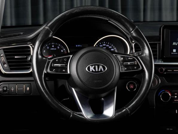 Kia Ceed III с пробегом 2019 года, цена 1 659 000 рублей, 154515 км, хэтчбек, Автокод Объявления