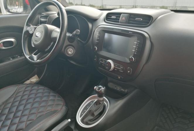 Kia Soul II Рестайлинг с пробегом 2018 года, цена 1 730 000 рублей, 56000 км, хэтчбек, Автокод Объявления