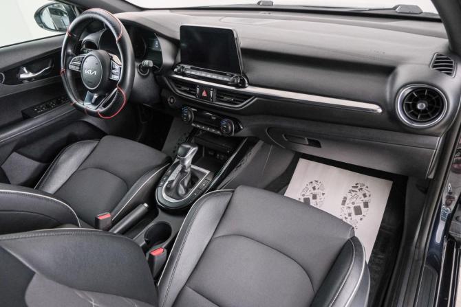 Kia Cerato IV с пробегом 2021 года, цена 2 099 000 рублей, 66000 км, седан, Автокод Объявления