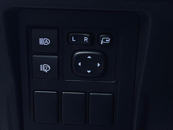 Toyota Land Cruiser Prado 150 Series Рестайлинг 3 с пробегом 2022 года, цена 5 650 000 рублей, 59085 км, внедорожник, Автокод Объявления