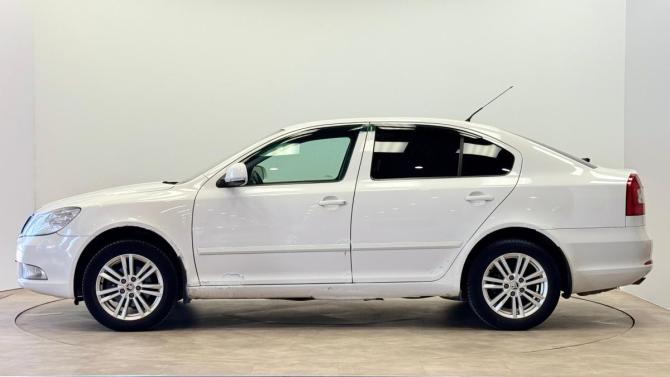 Skoda Octavia II (A5) Рестайлинг с пробегом 2010 года, цена 490 000 рублей, 237729 км, лифтбек, Автокод Объявления