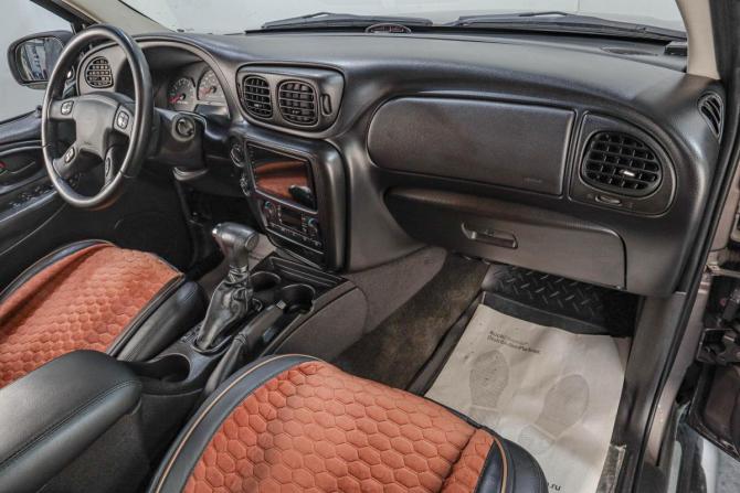 Chevrolet TrailBlazer I Рестайлинг с пробегом 2008 года, цена 1 229 000 рублей, 215000 км, внедорожник, Автокод Объявления