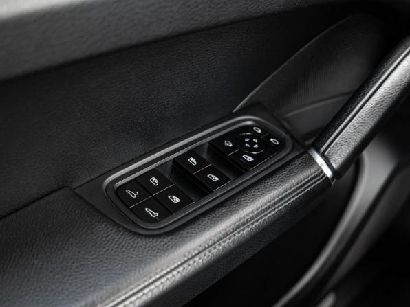 Porsche Cayenne III с пробегом 2018 года, цена 5 419 000 рублей, 122912 км, внедорожник, Автокод Объявления