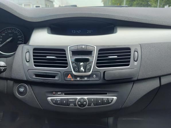 Renault Laguna III с пробегом 2008 года, цена 380 000 рублей, 215655 км, лифтбек, Автокод Объявления