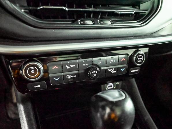 Jeep Compass II Рестайлинг с пробегом 2021 года, цена 2 390 000 рублей, 94863 км, внедорожник, Автокод Объявления