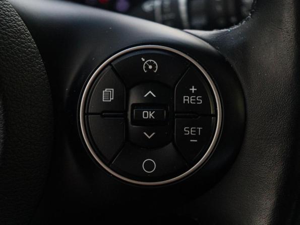 Kia Soul III с пробегом 2021 года, цена 2 150 000 рублей, 54788 км, хэтчбек, Автокод Объявления