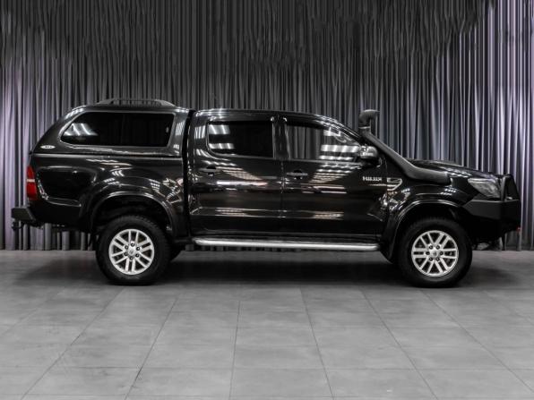 Toyota Hilux VII Рестайлинг с пробегом 2013 года, цена 2 675 000 рублей, 285999 км, offers.body_type.unknown, Автокод Объявления