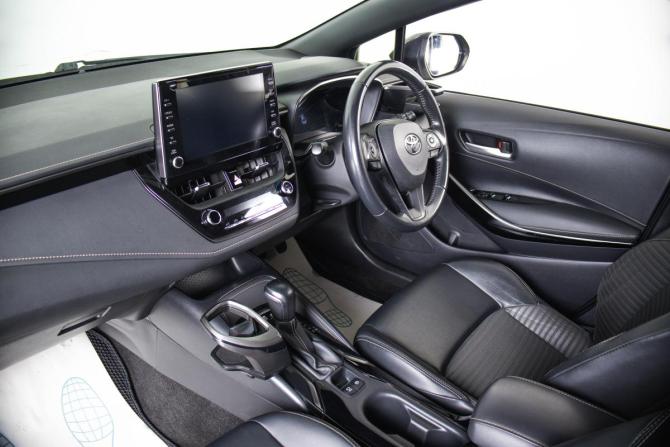 Toyota Corolla XII (E210) с пробегом 2020 года, цена 1 849 000 рублей, 64100 км, универсал, Автокод Объявления