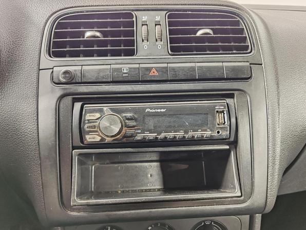 Volkswagen Polo V с пробегом 2012 года, цена 499 000 рублей, 209068 км, седан, Автокод Объявления