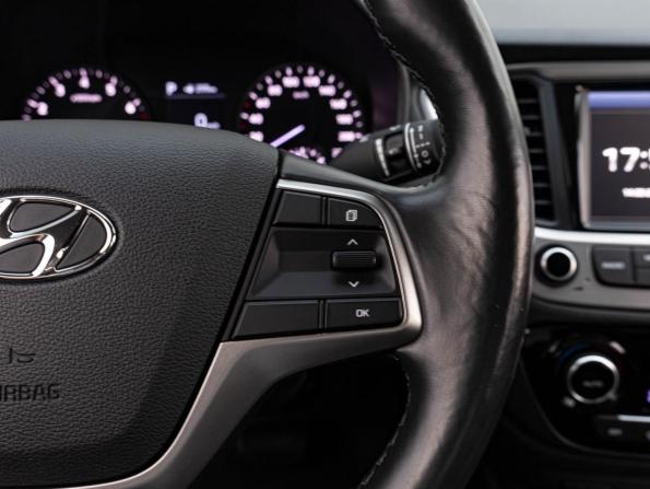 Hyundai Solaris II с пробегом 2018 года, цена 1 445 000 рублей, 75738 км, седан, Автокод Объявления