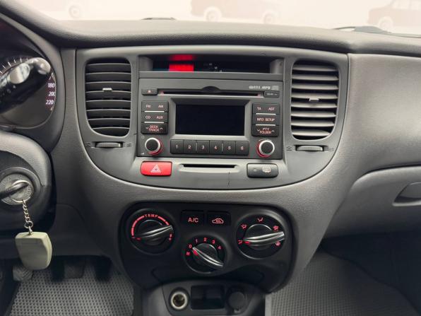 Kia Rio II Рестайлинг с пробегом 2010 года, цена 599 000 рублей, 153290 км, хэтчбек, Автокод Объявления