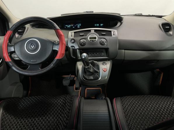 Renault Scenic II Рестайлинг с пробегом 2007 года, цена 440 000 рублей, 267000 км, компактвэн, Автокод Объявления