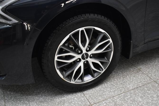 Kia K5 III с пробегом 2021 года, цена 2 420 000 рублей, 42011 км, седан, Автокод Объявления