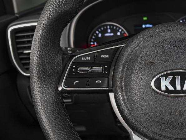 Kia Sportage IV Рестайлинг с пробегом 2018 года, цена 2 340 000 рублей, 102045 км, внедорожник, Автокод Объявления