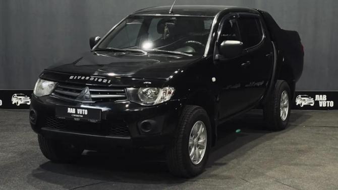 Mitsubishi L200 IV с пробегом 2012 года, цена 1 250 000 рублей, 302538 км, пикап, Автокод Объявления