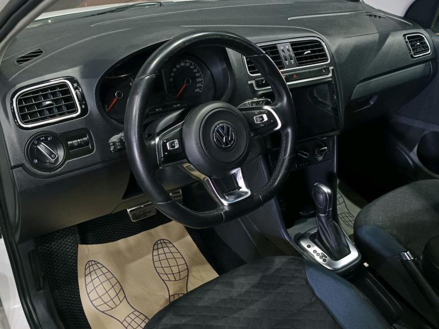 Volkswagen Polo V Рестайлинг Ставрополь  - изображение 9