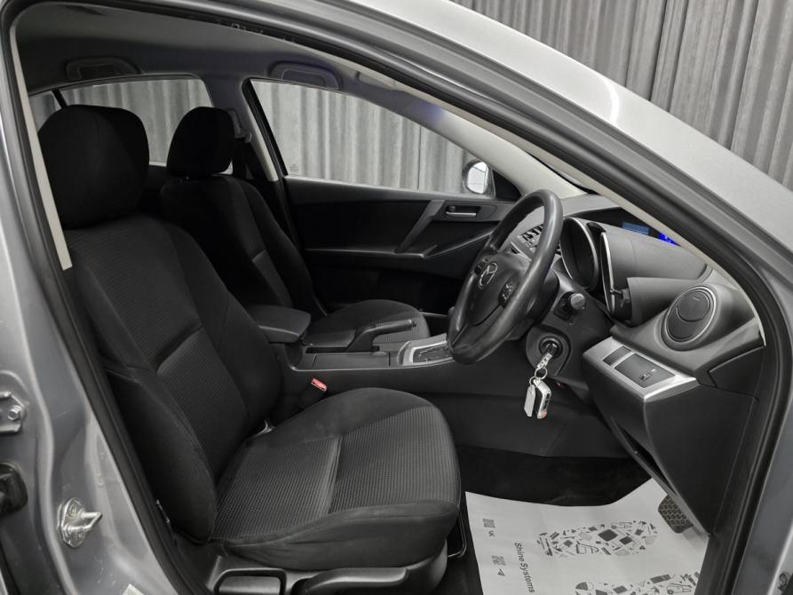 Mazda Axela II Красноярск  - изображение 14