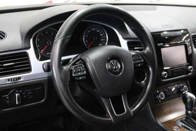 Volkswagen Touareg II с пробегом 2011 года, цена 1 585 850 рублей, 334895 км, внедорожник, Автокод Объявления
