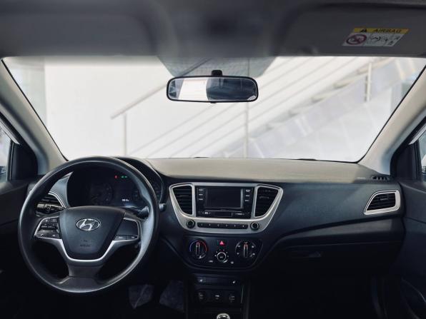 Hyundai Solaris II Рестайлинг с пробегом 2021 года, цена 1 369 900 рублей, 99600 км, седан, Автокод Объявления