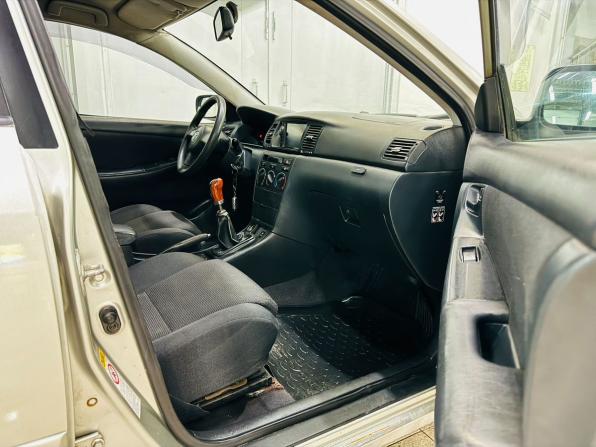 Toyota Corolla IX (E120 E130) Рестайлинг с пробегом 2005 года, цена 300 000 рублей, 399861 км, седан, Автокод Объявления