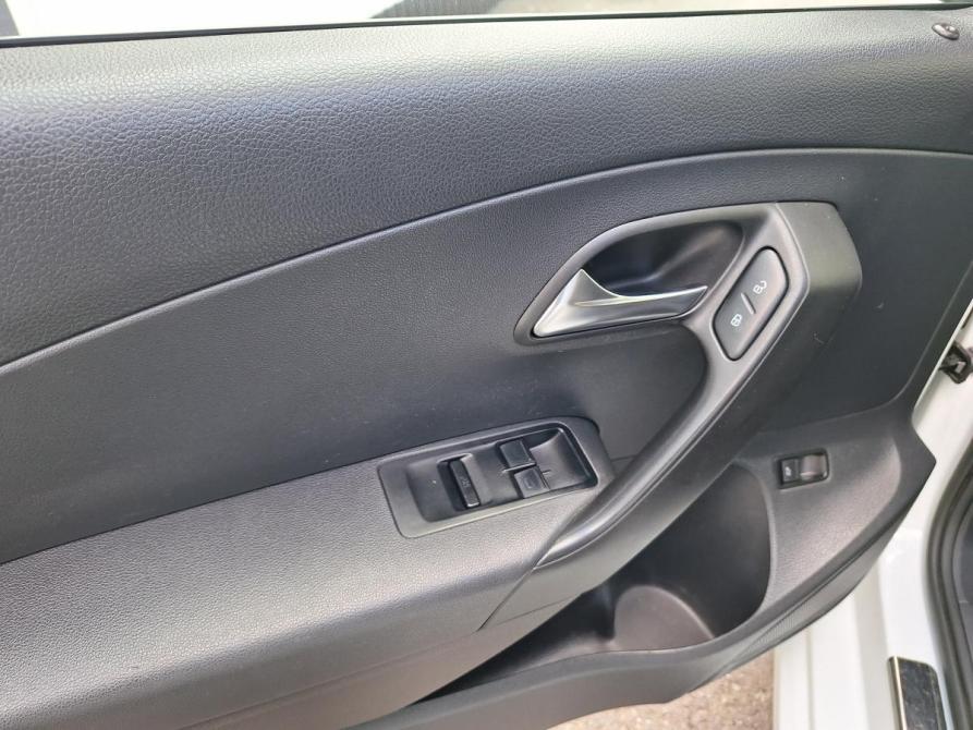 Volkswagen Polo V Рестайлинг Азнакаево  - изображение 16