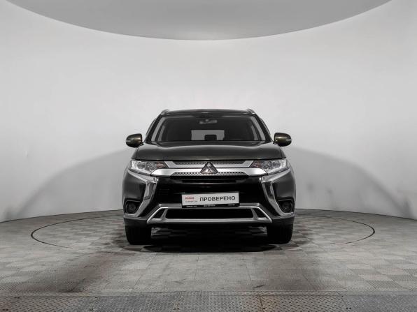 Mitsubishi Outlander III Рестайлинг 3 с пробегом 2019 года, цена 1 819 000 рублей, 126074 км, внедорожник, Автокод Объявления