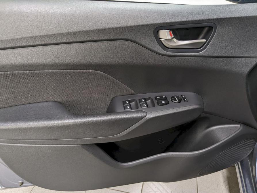 Hyundai Solaris II Москва  - изображение 11