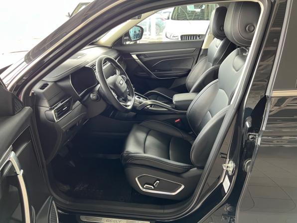 Geely Atlas Pro с пробегом 2024 года, цена 2 195 900 рублей, 60568 км, внедорожник, Автокод Объявления
