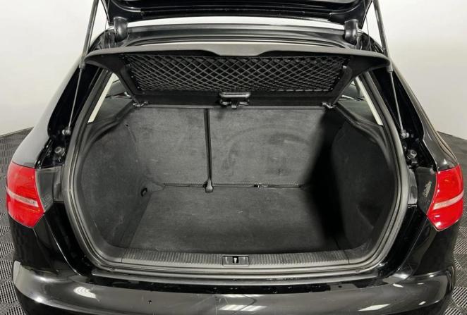 Audi A3 II (8P) Рестайлинг 2 с пробегом 2012 года, цена 930 000 рублей, 175118 км, хэтчбек, Автокод Объявления