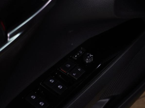 Toyota Camry VIII (XV70) с пробегом 2019 года, цена 2 549 000 рублей, 146411 км, седан, Автокод Объявления