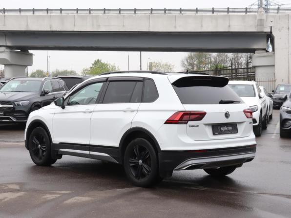Volkswagen Tiguan II с пробегом 2019 года, цена 2 330 000 рублей, 114617 км, внедорожник, Автокод Объявления