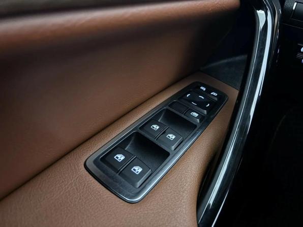Lada (ВАЗ) Vesta I Рестайлинг (NG) с пробегом 2024 года, цена 1 449 000 рублей, 46423 км, универсал, Автокод Объявления