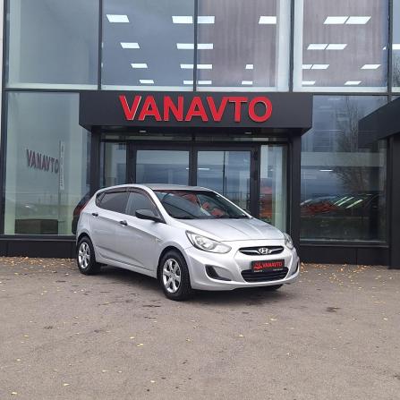 Hyundai Solaris I с пробегом 2012 года, цена 790 000 рублей, 137477 км, хэтчбек, Автокод Объявления