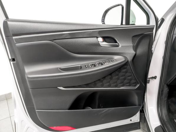 Hyundai Santa Fe IV Рестайлинг с пробегом 2021 года, цена 3 950 000 рублей, 37629 км, внедорожник, Автокод Объявления