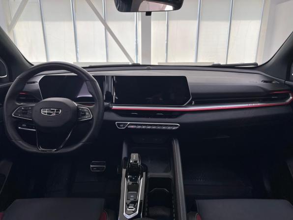 Geely Coolray I Рестайлинг с пробегом 2024 года, цена 2 250 000 рублей, 39050 км, внедорожник, Автокод Объявления