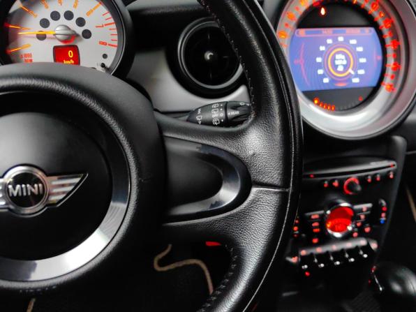 Mini Clubman I Рестайлинг с пробегом 2011 года, цена 695 000 рублей, 168041 км, хэтчбек, Автокод Объявления