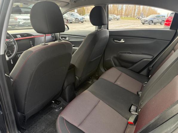 Kia Rio IV Рестайлинг с пробегом 2020 года, цена 1 650 000 рублей, 60000 км, седан, Автокод Объявления