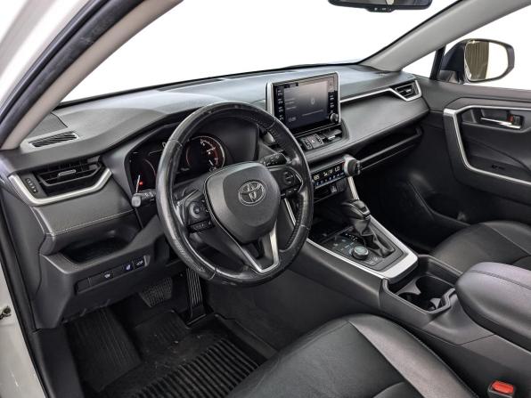 Toyota RAV4 V (XA50) с пробегом 2022 года, цена 3 585 000 рублей, 77620 км, внедорожник, Автокод Объявления