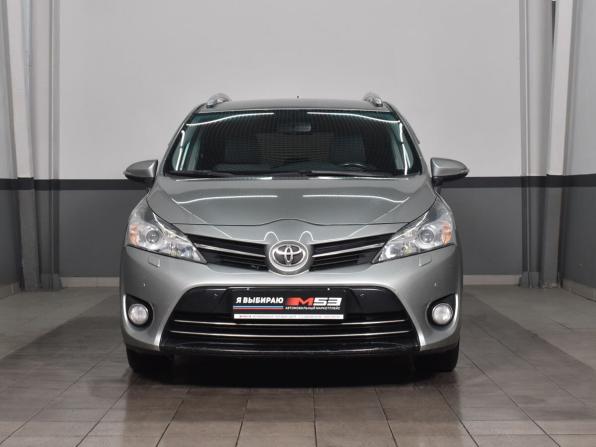 Toyota Verso I Рестайлинг с пробегом 2013 года, цена 1 349 995 рублей, 230778 км, компактвэн, Автокод Объявления