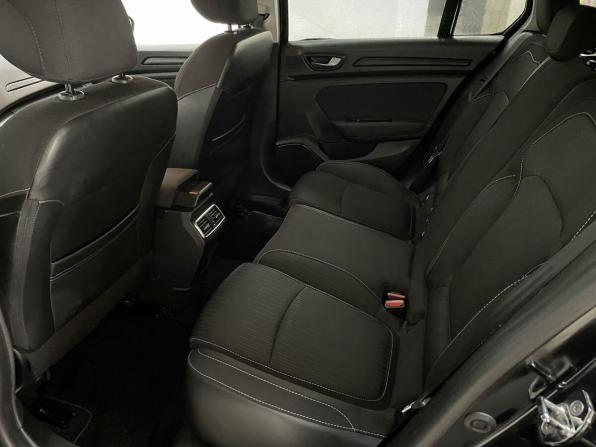 Renault Megane IV с пробегом 2018 года, цена 1 350 000 рублей, 178586 км, универсал, Автокод Объявления