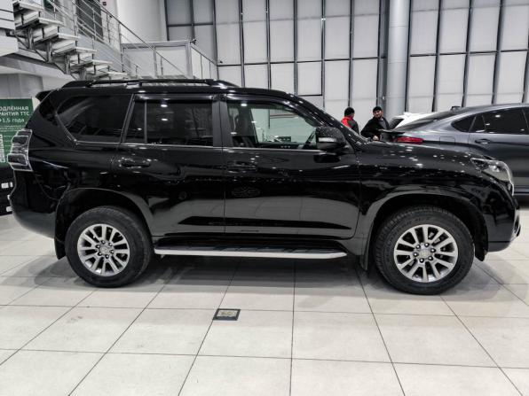 Toyota Land Cruiser Prado 150 Series Рестайлинг 1 с пробегом 2016 года, цена 3 830 000 рублей, 203142 км, внедорожник, Автокод Объявления