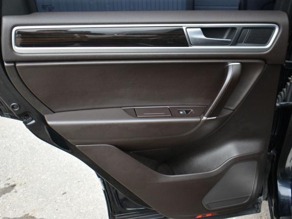 Volkswagen Touareg II Рестайлинг с пробегом 2016 года, цена 2 499 000 рублей, 251500 км, внедорожник, Автокод Объявления